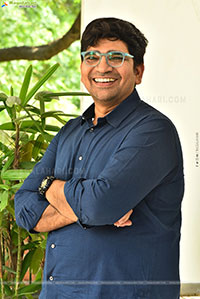 Director Jaya Shankarr at Ari Movie Interview, HD Gallery