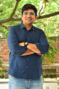 Director Jaya Shankarr at Ari Movie Interview, HD Gallery