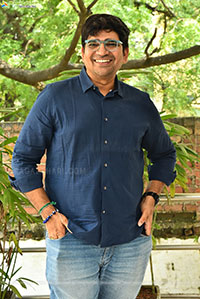 Director Jaya Shankarr at Ari Movie Interview, HD Gallery