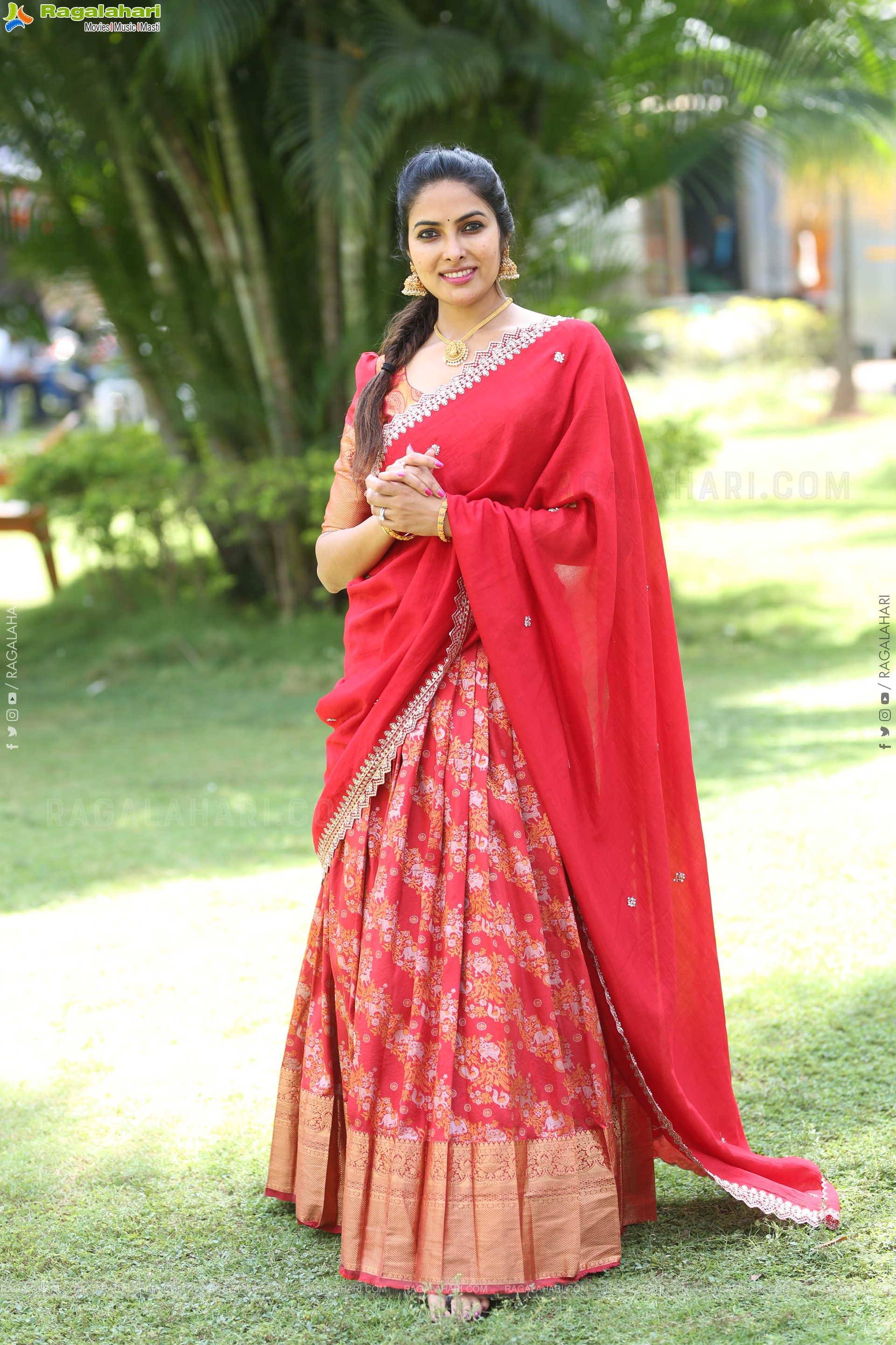 Divi Vadthya at Napoleon Returns Movie Title Glimpse Launch, HD Gallery