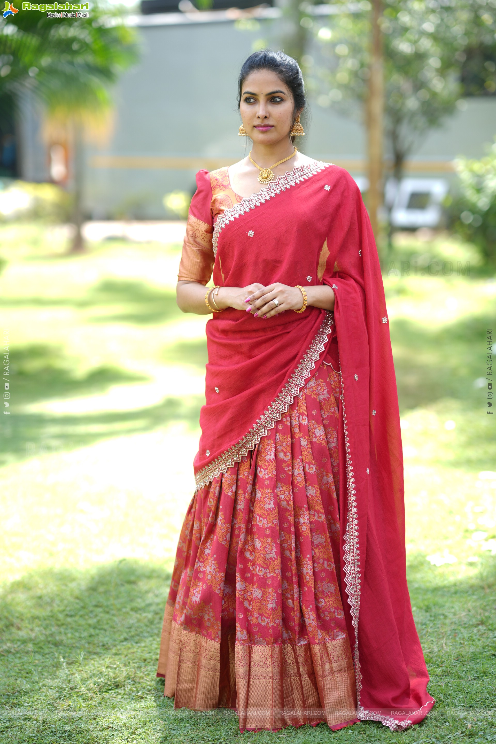 Divi Vadthya at Napoleon Returns Movie Title Glimpse Launch, HD Gallery