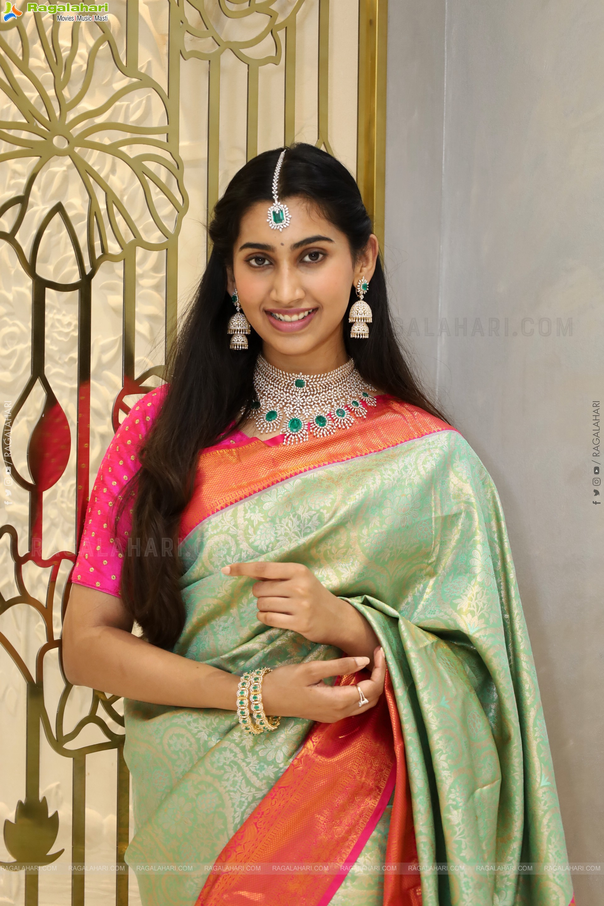 Gomathy Reddy Traditional stills with Jewellery, HD Gallery