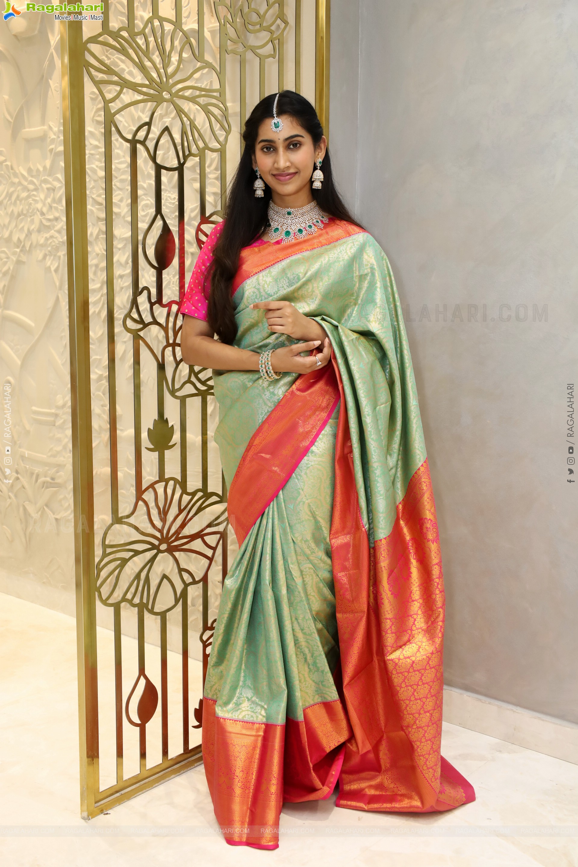 Gomathy Reddy Traditional stills with Jewellery, HD Gallery