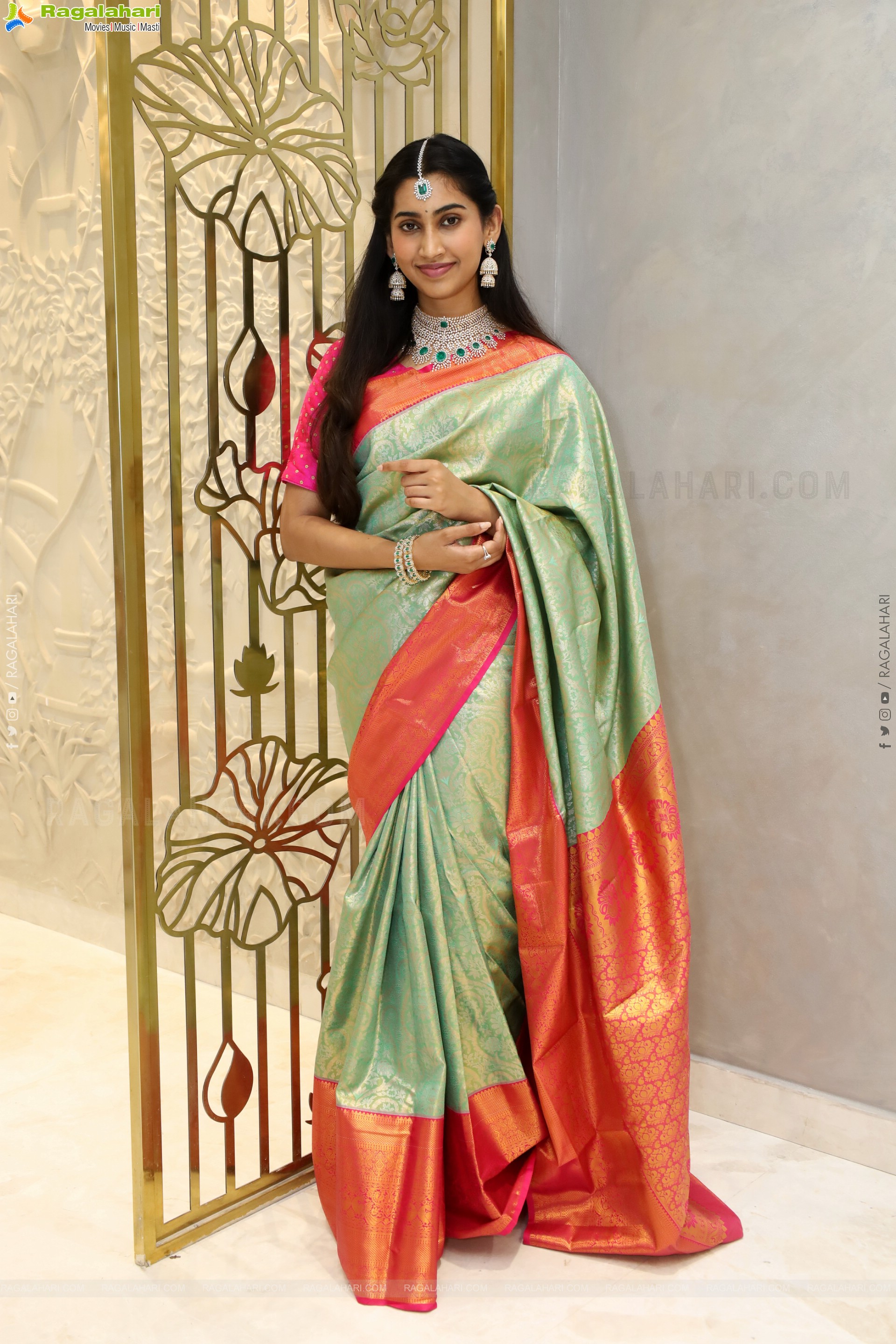 Gomathy Reddy Traditional stills with Jewellery, HD Gallery