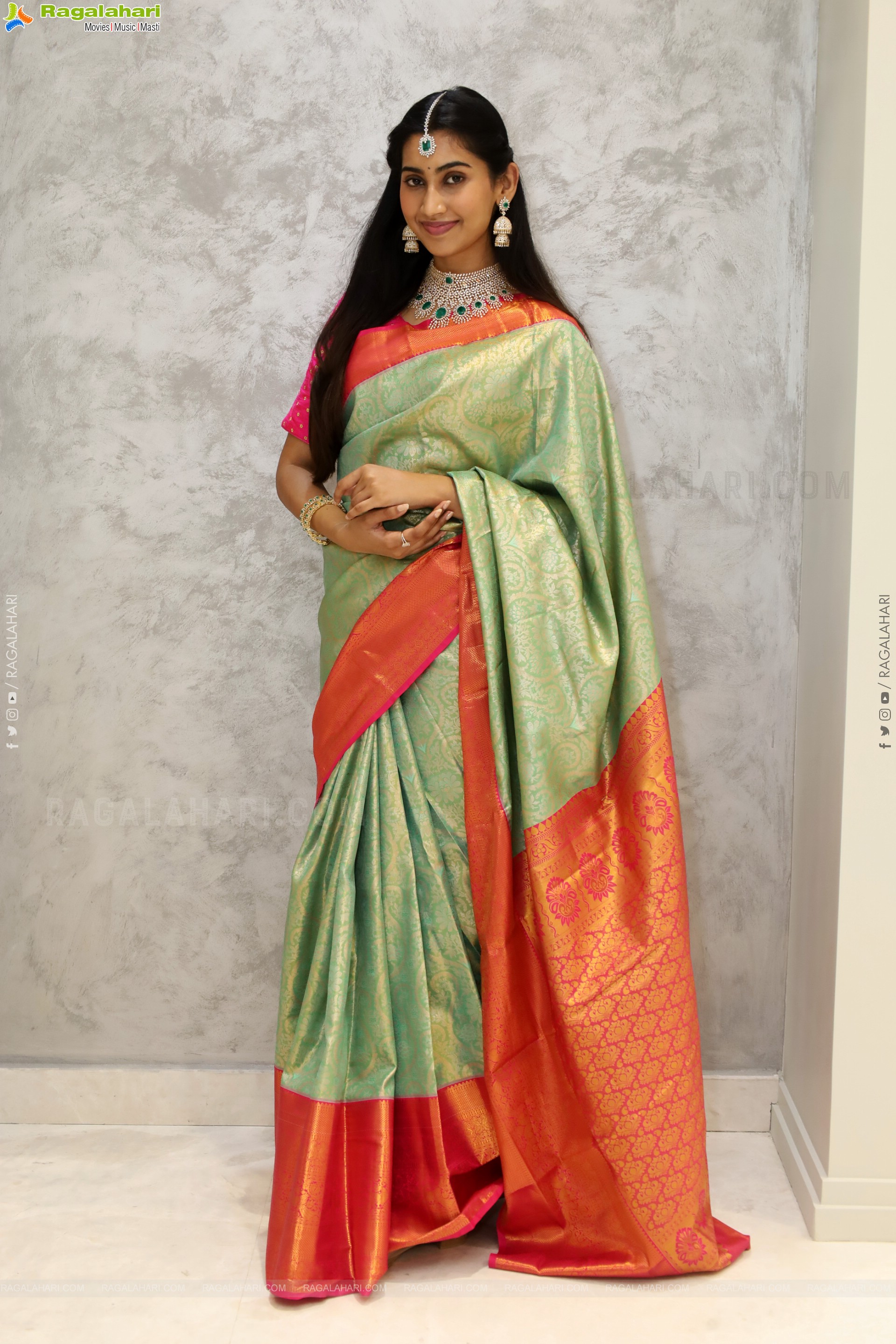 Gomathy Reddy Traditional stills with Jewellery, HD Gallery