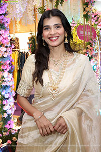 Hebah Patel at Hi Life Brides Exhibition Launch, HD Gallery