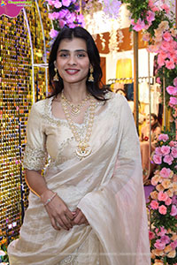 Hebah Patel at Hi Life Brides Exhibition Launch, HD Gallery