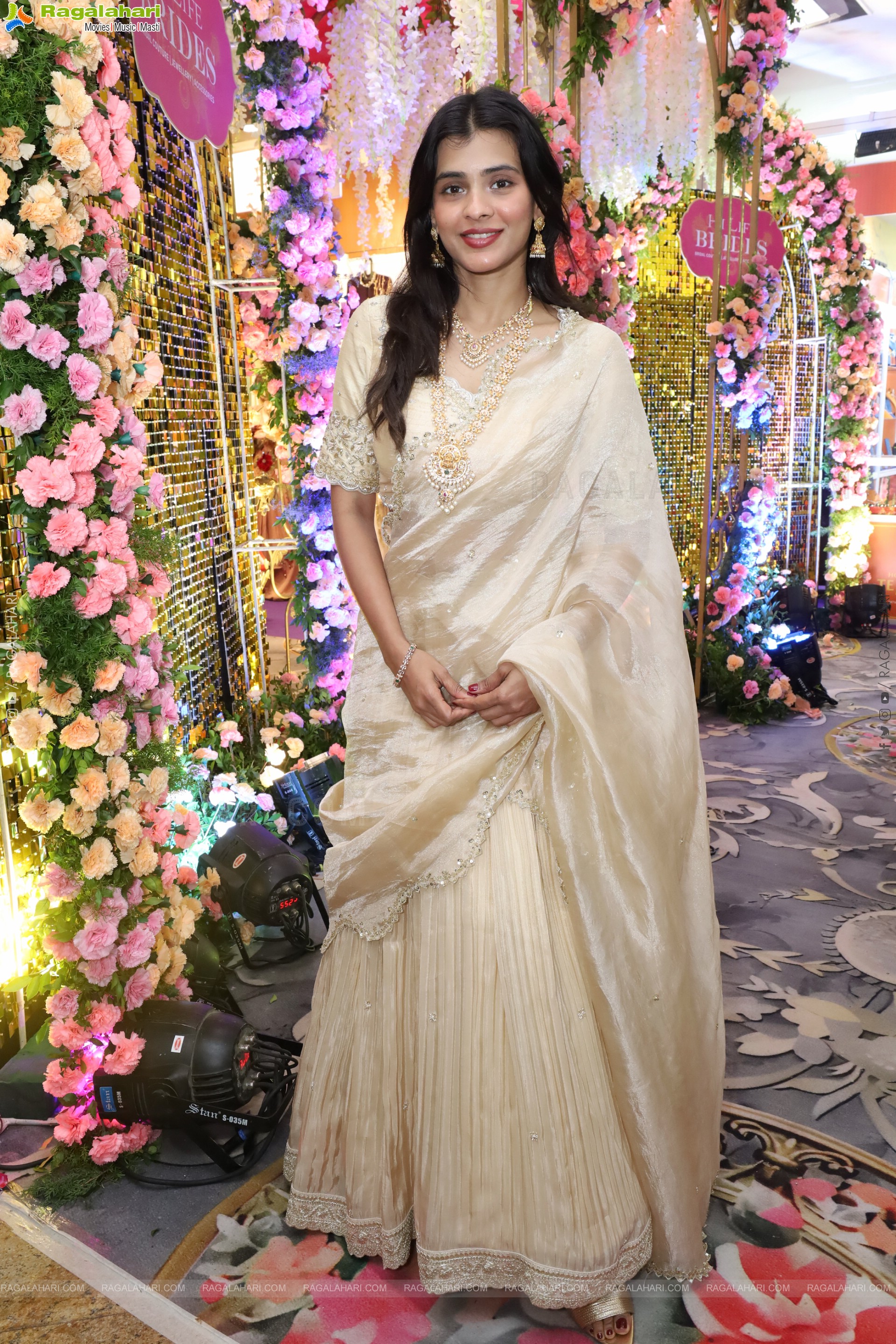 Hebah Patel at Hi Life Brides Exhibition Launch, HD Gallery