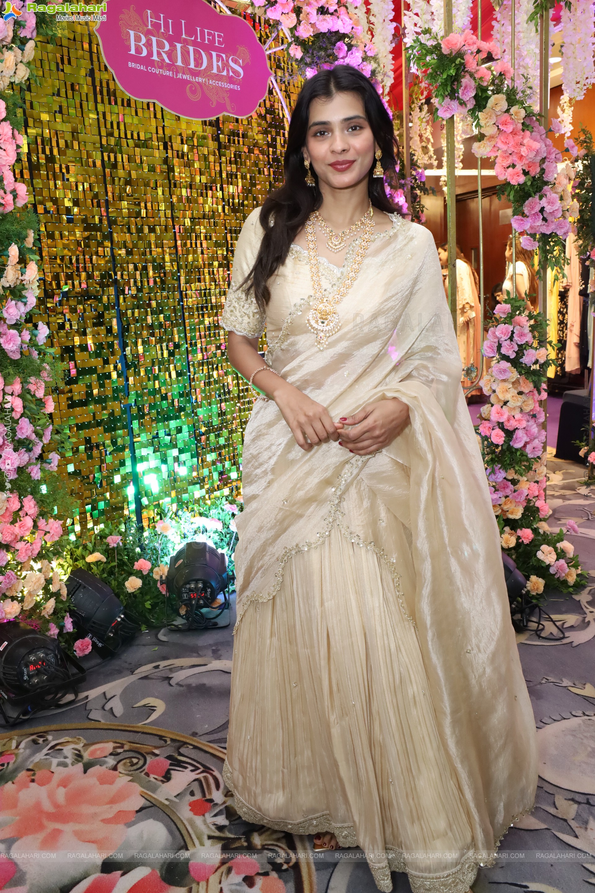 Hebah Patel at Hi Life Brides Exhibition Launch, HD Gallery