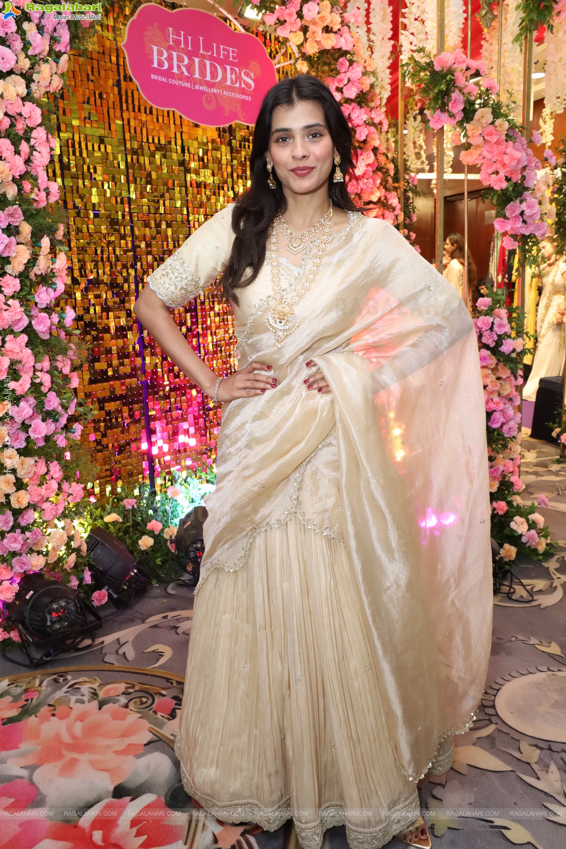 Hebah Patel at Hi Life Brides Exhibition Launch, HD Gallery
