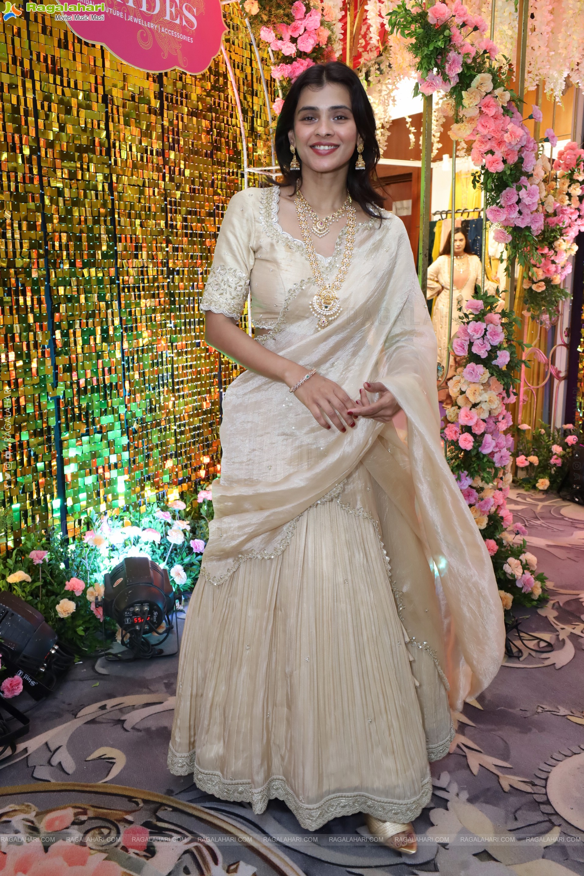 Hebah Patel at Hi Life Brides Exhibition Launch, HD Gallery