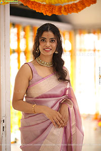 Ira at Sreeyas Chitra & Purna Naidu Production Movie Launch 