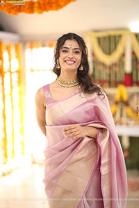 Ira at Sreeyas Chitra & Purna Naidu Production Movie Launch 