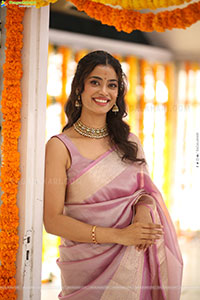 Ira at Sreeyas Chitra & Purna Naidu Production Movie Launch 
