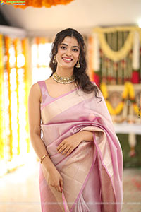 Ira at Sreeyas Chitra & Purna Naidu Production Movie Launch 