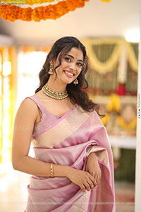 Ira at Sreeyas Chitra & Purna Naidu Production Movie Launch 