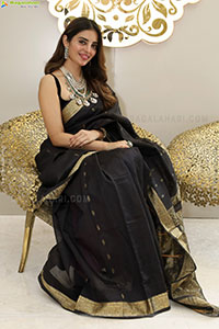 Kushitha Kallapu Poses with Designer Jewellery, HD Gallery