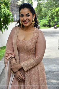 Komalee Prasad at Sasivadane Movie Press Meet