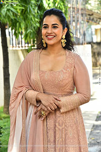 Komalee Prasad at Sasivadane Movie Press Meet