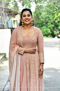 Komalee Prasad at Sasivadane Movie Press Meet