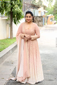 Komalee Prasad at Sasivadane Movie Press Meet