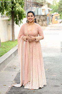 Komalee Prasad at Sasivadane Movie Press Meet