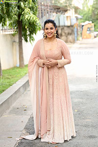 Komalee Prasad at Sasivadane Movie Press Meet