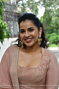 Komalee Prasad at Sasivadane Movie Press Meet