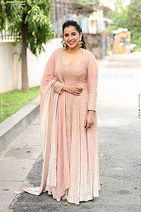 Komalee Prasad at Sasivadane Movie Press Meet