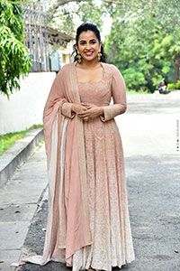 Komalee Prasad at Sasivadane Movie Press Meet