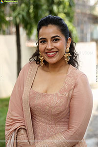 Komalee Prasad at Sasivadane Movie Press Meet