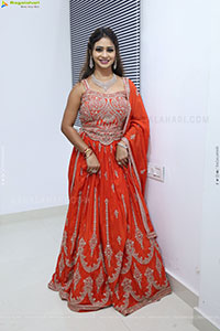 Teja Koneru Latest Stills, HD Photo Gallery 
