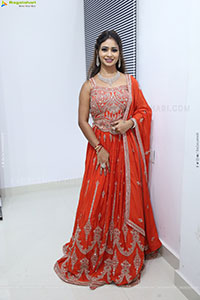 Teja Koneru Latest Stills, HD Photo Gallery 