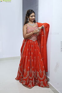 Teja Koneru Latest Stills, HD Photo Gallery 