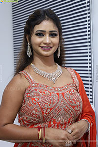 Teja Koneru Latest Stills, HD Photo Gallery 