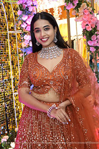 Krithika Poses with Designer Jewellery, HD Gallery