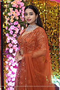 Krithika Poses with Designer Jewellery, HD Gallery