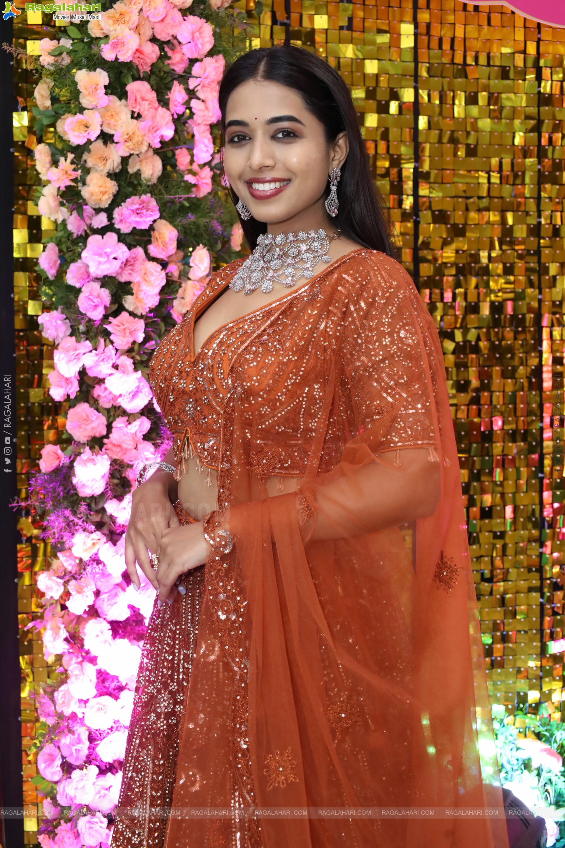 Krithika Poses with Designer Jewellery, HD Gallery