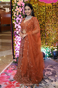 Krithika Poses with Designer Jewellery, HD Gallery