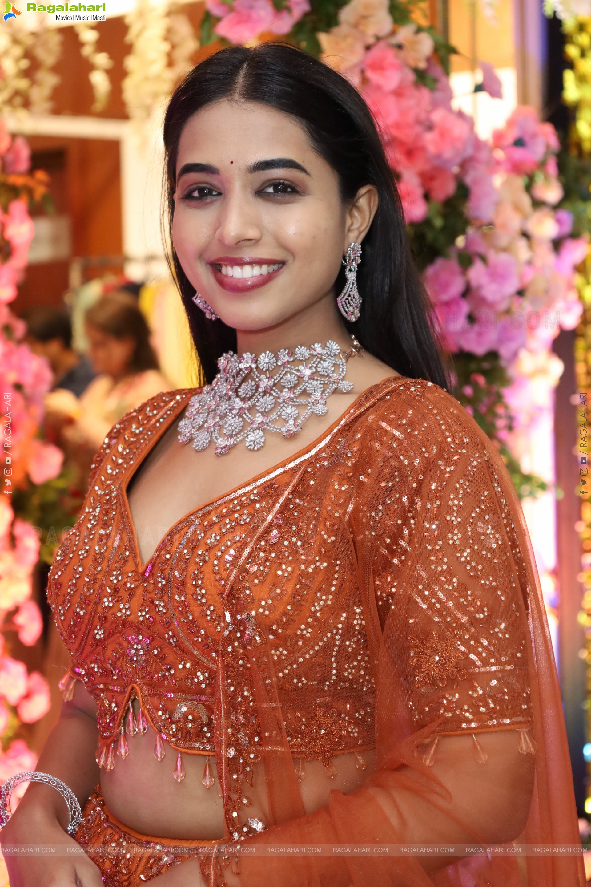 Krithika Poses with Designer Jewellery, HD Gallery