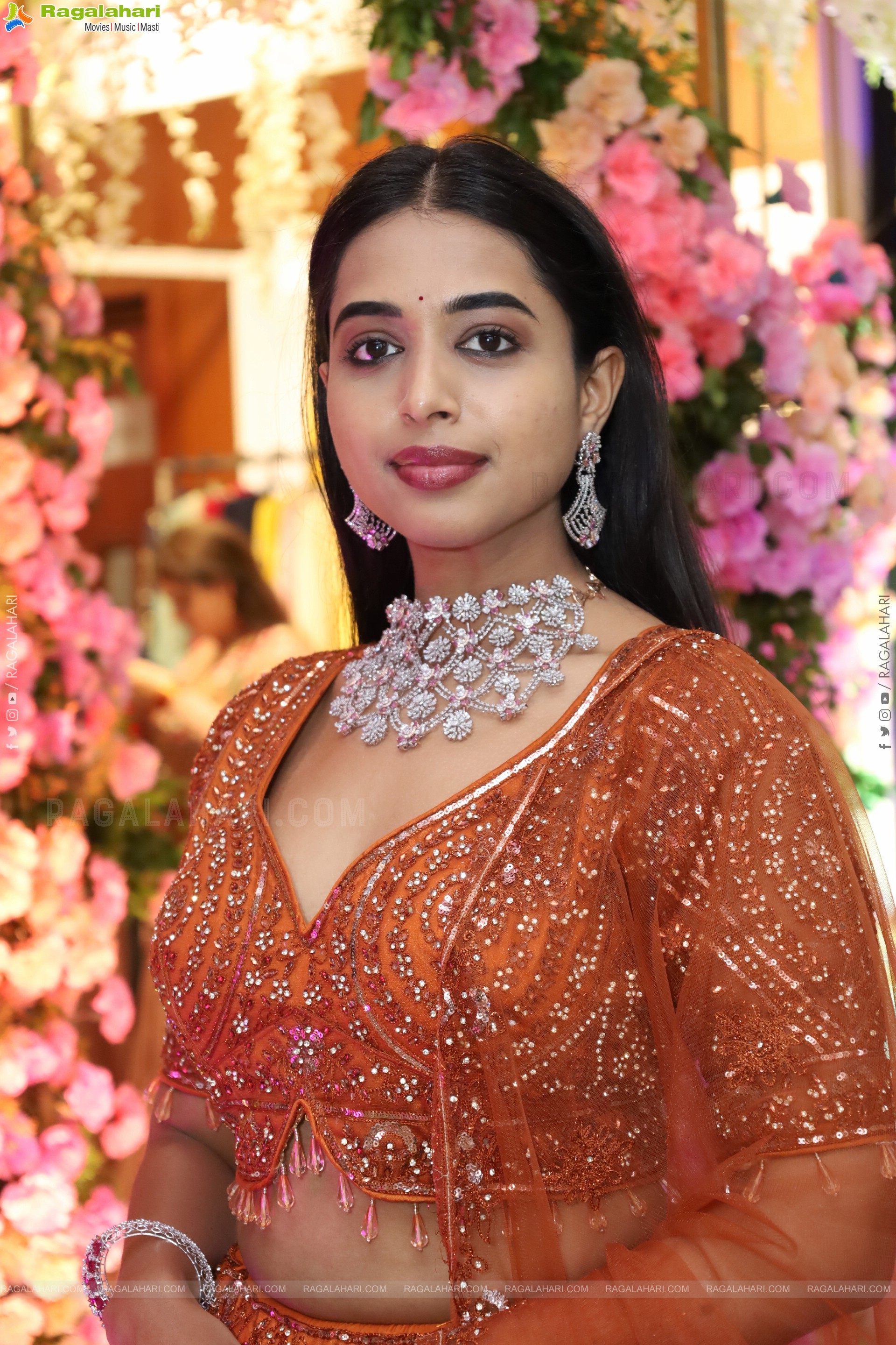 Krithika Poses with Designer Jewellery, HD Gallery