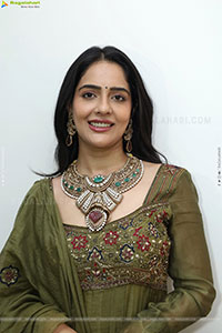 Malvi Malhotra stills in Green Designer Dress, HD Gallery