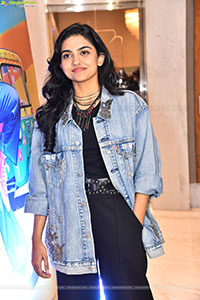 Mamitha Baiju at Dude Pre Release Event, HD Gallery