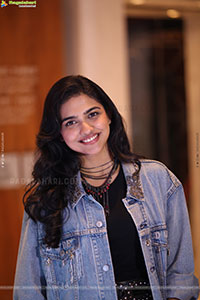 Mamitha Baiju at Dude Pre Release Event, HD Gallery
