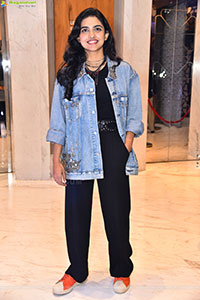 Mamitha Baiju at Dude Pre Release Event, HD Gallery
