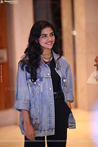 Mamitha Baiju at Dude Pre Release Event, HD Gallery