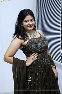 Milky Madhu Latest Photoshoot Stills, HD Gallery