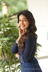 Niharika NM at Mithra Mandali Movie Interview, HD Gallery 