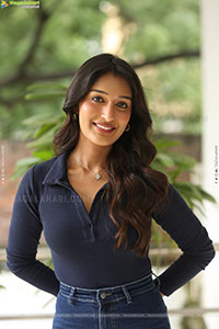 Niharika NM at Mithra Mandali Movie Interview, HD Gallery 