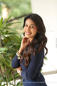 Niharika NM at Mithra Mandali Movie Interview, HD Gallery 